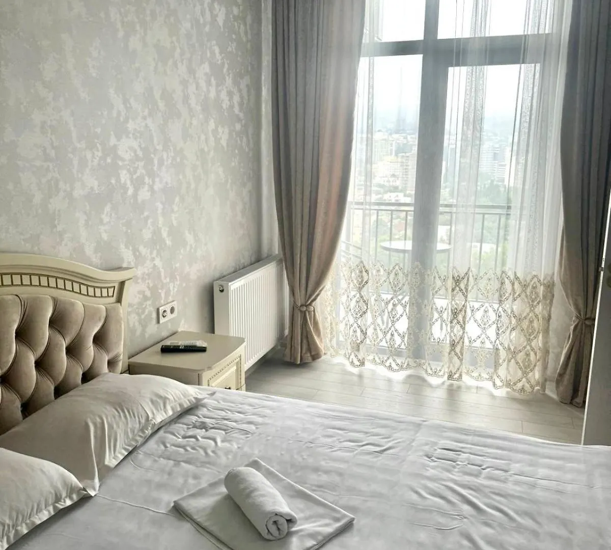 Den House Apartment Tbilisi